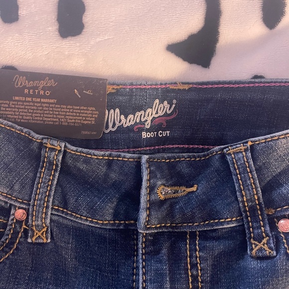 Wrangler Retro Bootcut 7/8x30 - Picture 3 of 4